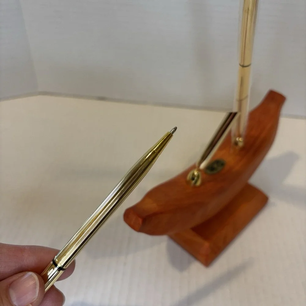Dole North America's #1 Bananas Wooden Desk Pen & Pencil Holder NEW RARE